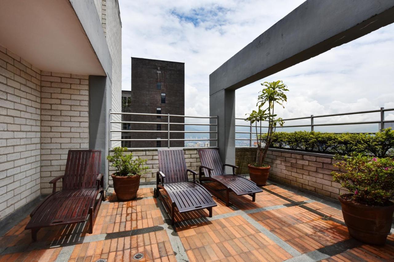 Cyan Suites Poblado By Mde Bnb 메딜린 외부 사진