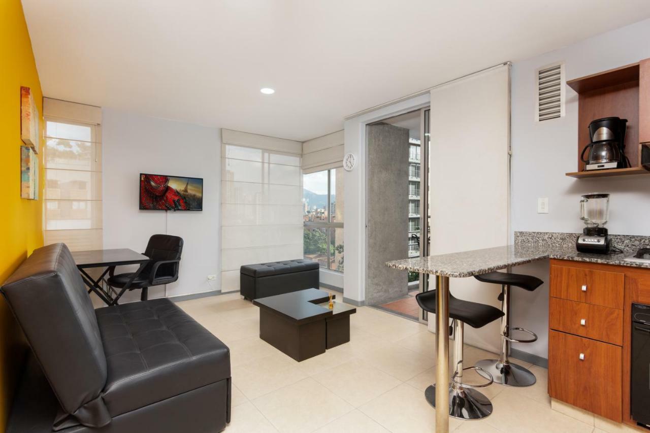 Cyan Suites Poblado By Mde Bnb 메딜린 외부 사진
